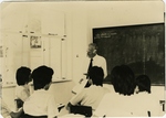 Classroom teaching, 1977 上課一景, 1977年